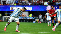 Romano: Argentina thăng hoa, Cristian Romero lọt vào mắt xanh của loạt ông lớn