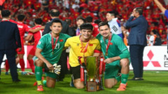 Nguyễn Filip hay Đình Triệu bắt chính trận gặp ĐT Malaysia?