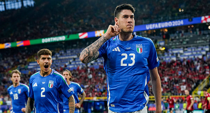 Italy đổi 8 vị trí đá chính trước Thổ Nhĩ Kỳ, Bastoni trở lại sau án treo giò