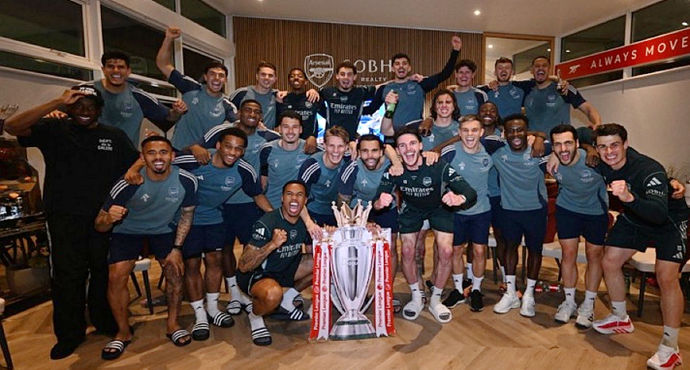 Kết thúc 22 năm chờ đợi! Arsenal vô địch Ngoại hạng Anh sớm 1 vòng, giành chức vô địch giải đấu cao cấp thứ 14