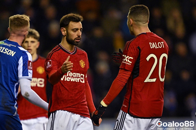 'Job done' as Man Utd avoid FA Cup upset at Wigan