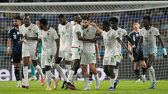 ​Olé: Argentina Outshot by Opponent in Second Half; Goal Conceded to Naturalized Defender