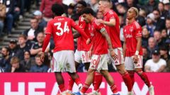 Nottingham Forest Stun Tottenham in 3-0 Relegation Thriller