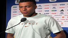 Mbappé lên tiếng về quả phạt đền hỏng: Trọng tài đổi quyết định khiến tôi mất tập trung