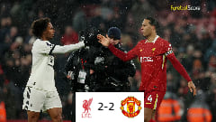 O Manchester United empatou com o Liverpool num dérbi emocionante e impediu que os seus rivais passassem para o topo da tabela da Premier League