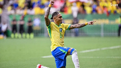 Raphinha garante a Romário: gol e ‘pancada’ na Argentina
