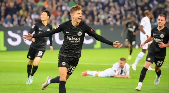 ลินด์สตรอม:ลิเวอร์พูลก็อยากเซ็นสัญญากับผมเหมือนกัน แต่ผมต้องการเวลาลงเล่น เนเปิลส์คือตัวเลือกที่ชาญฉลาด