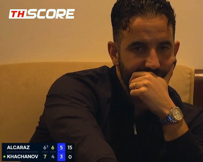 รวยแล้วพักผ่อน! "อโมริม" โผล่ดูเทนนิสที่กาตาร์ หลังรับค่าชดเชยผีแดง 10 ล้านปอนด์ — ลุ้นคุมเบนฟิก้าต่อ