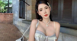 มัสแตง อภิชญา โชว์บิกินี่ อวดไฟหน้าสว่างวาบ ทำเกาะสมุยฮอตฉ่า