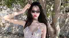 นีนี่ ชญาพัชร์ นางเอก MV ของ Three Man Down เสิร์ฟวันพีซเว้าสูง ชวนใจปลิว