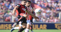 หลังเกมส์>>> Newells Old Boys 1-1 Club Atlético Unión