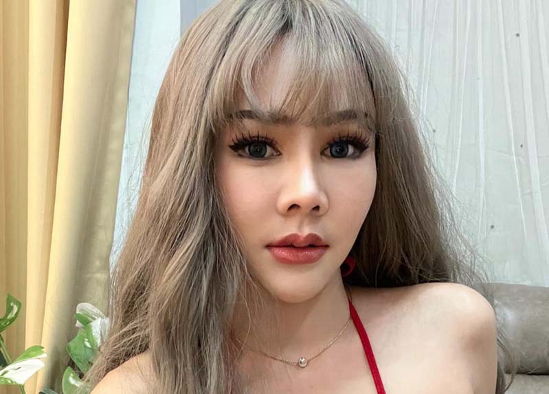 เมย์ อรอุมา พริตตี้สาวสุดฮอต กับชุดกินหมูกะทะต้อนรับปีใหม่ ที่แซ่บสุดในสามโลก