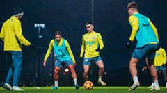 ภาพการฝึกซ้อมของแมนเชสเตอร์ ซิตี้-ฝึกซ้อมในสายฝน