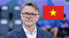 “ส.บอลเวียดนาม” ตัดสินใจอนาคต “ทรุสซิเยร์” หลังคุมทีมตกรอบแรกเอเชียน คัพ-เสียเบอร์ 1 อาเซียน