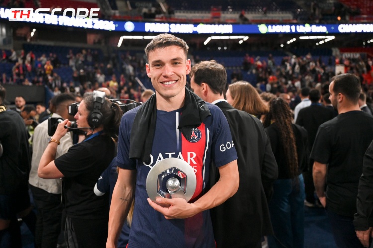 ⏳ กำลังจะมา! แหล่งข่าวยืนยัน ยูการ์เต้ ย้ายจากปารีสไปแมนเชสเตอร์ ยูไนเต็ด