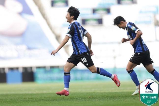 인천, 충북청주에 역전승…4경기 무패에 선두 탈환까지