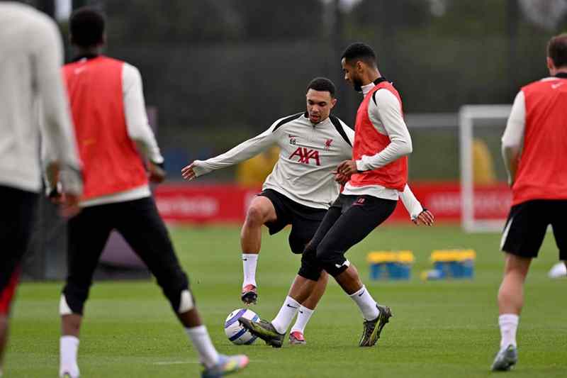 รูปภาพการฝึกซ้อม: ลิเวอร์พูลตั้งเป้าหมายไว้ที่เกมใหญ่กับท็อตแน่มที่แอนฟิลด์
