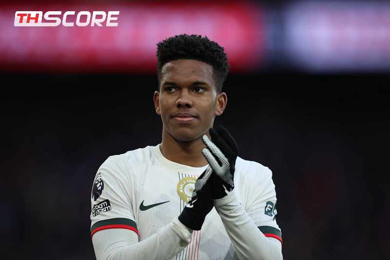 ​เชลซีเฮ! 'เอสเตเวา' ผงาดคว้าดาวรุ่งยอดเยี่ยมแห่งปี ลอนดอน ฟุตบอล อวอร์ดส์