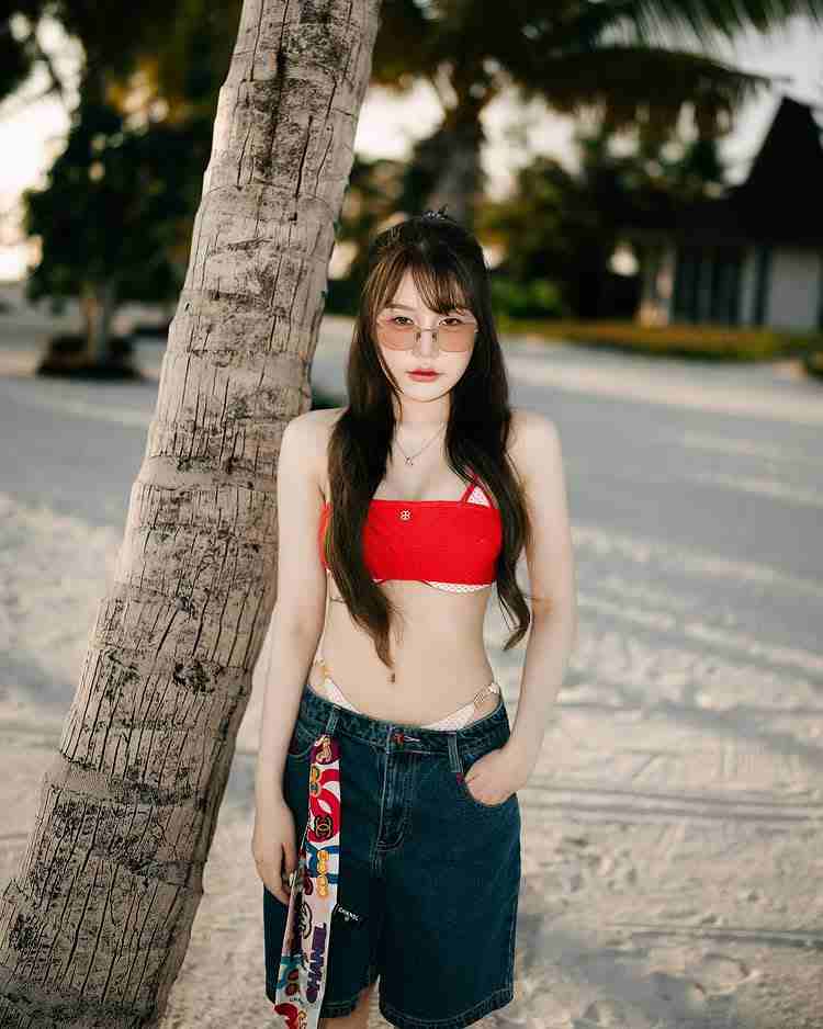 เบนซ์ ขวัญข้าว อดีตนักร้องเด็กเจ้าของเพลงดัง สู้โว้ย ล่าสุด โชว์แซ่บริมหาด