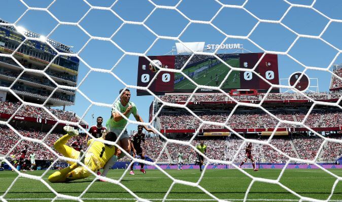 Hiệp 1: Thụy Sĩ tạm dẫn Qatar 1-0, Embolo ghi bàn penalty đầu tiên tại World Cup