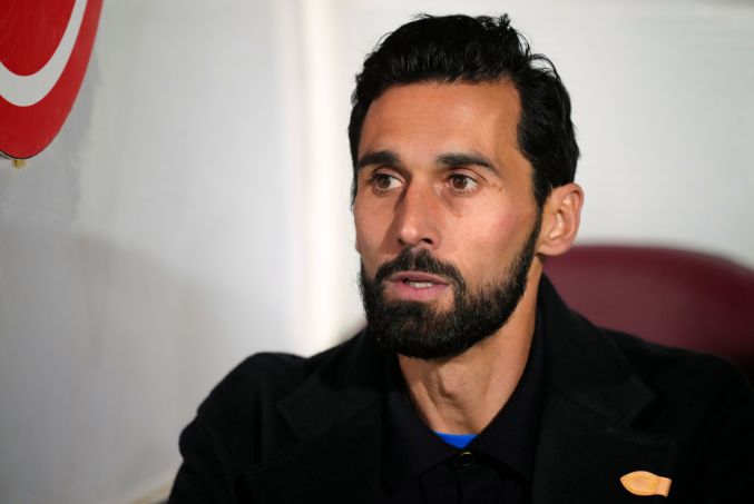 HLV Arbeloa: Mbappé là cầu thủ xuất sắc nhất thế giới hiện tại, nếu ai có thể vượt Ronaldo thì đó chính là cậu ấy