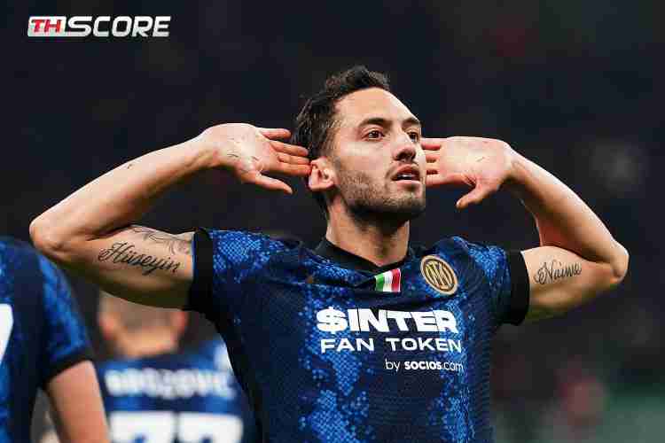 ​ชัลฮาโนกลู: เป้าหมายแชมป์ UCL & บัลลงดอร์ ปฏิเสธบาเยิร์นเมื่อซัมเมอร์ที่แล้ว? จริง!