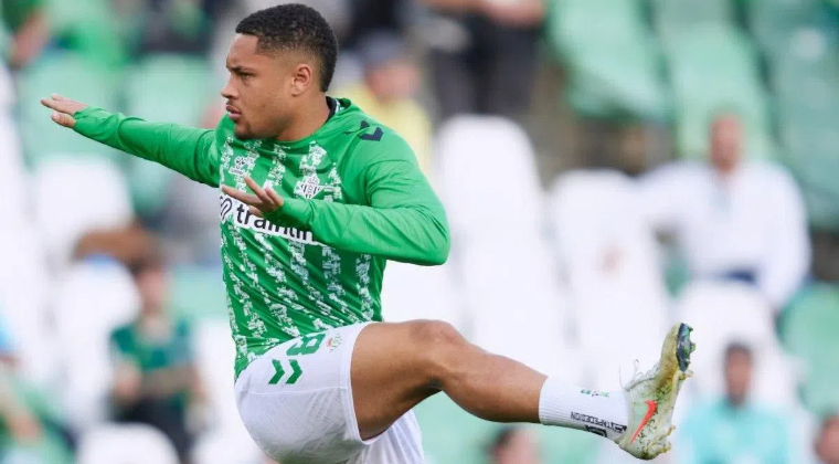 Palmeiras suspende negociação por Vitor Roque após entrave com a LALIGA