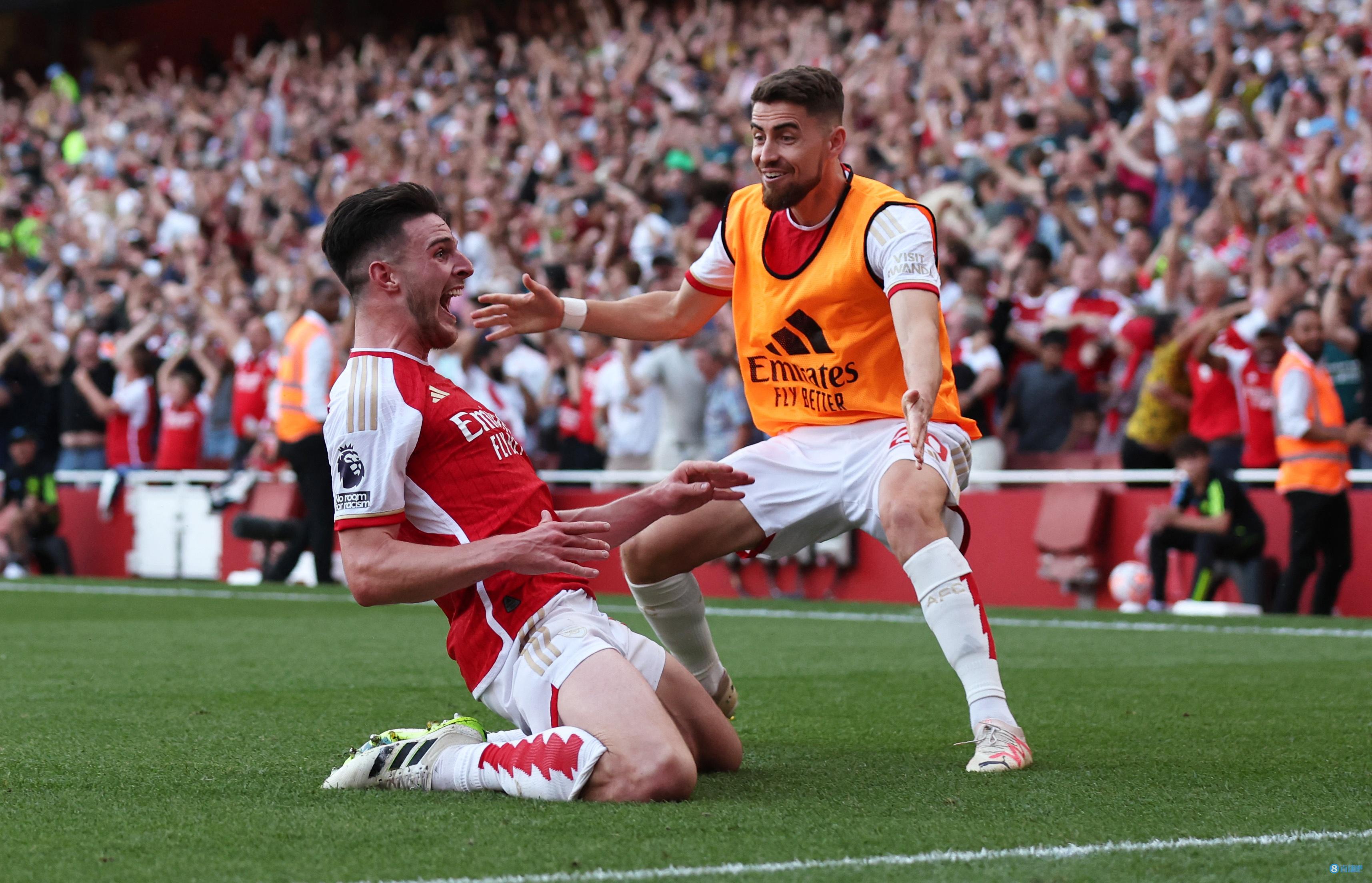 เนวิลล์ : ไรซ์ได้ลงเล่นเพียงไม่กี่เกม แต่เขาได้กลายเป็นฮีโร่คนใหม่ของอาร์เซนอลไปแล้ว