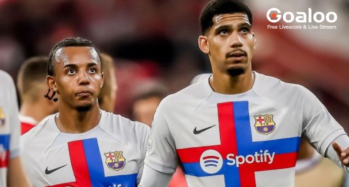 Chelsea Eyeing Barcelona's Defensive Duo: Kounde and Araujo