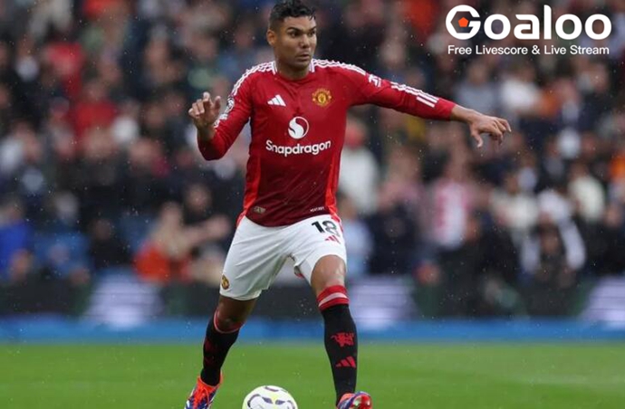 Man United handed ideal Casemiro transfer scenario as new Adrien Rabiot claims made
