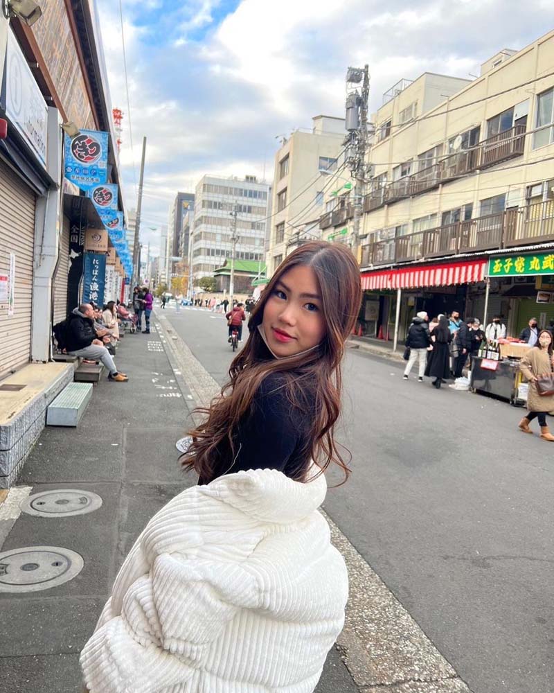 น้องธาช่า ลูกสาว กิ๊ก สุวัจนี ยิ่งโตยิ่งสวยสะดุดตา ทำหนุ่ม ๆ ตามกดไลก์กันยกใหญ่