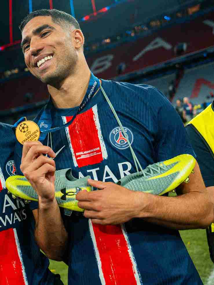 มีทั้งเสียงหัวเราะ เสียงน้ำตา และการอำลา: ผู้เล่นและครอบครัวบอกลาฤดูกาลนี้