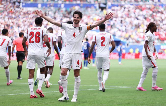 Anh đánh bại Pháp giành hạng ba World Cup, thành tích tốt nhất trong gần 60 năm