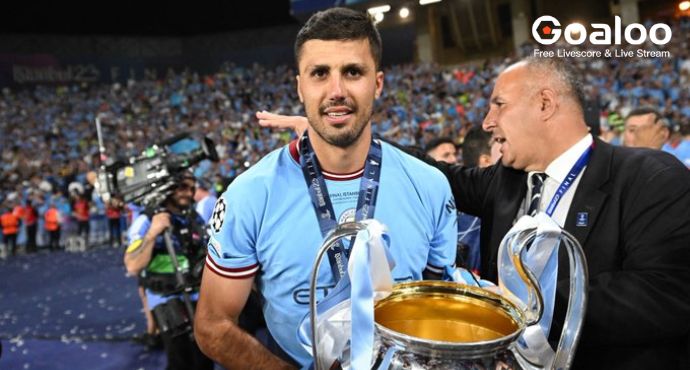 Rodri Commits to Man City Future