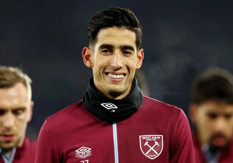 Porto and Villarreal are competing to sign West Ham United center-back Nayef Aguerd