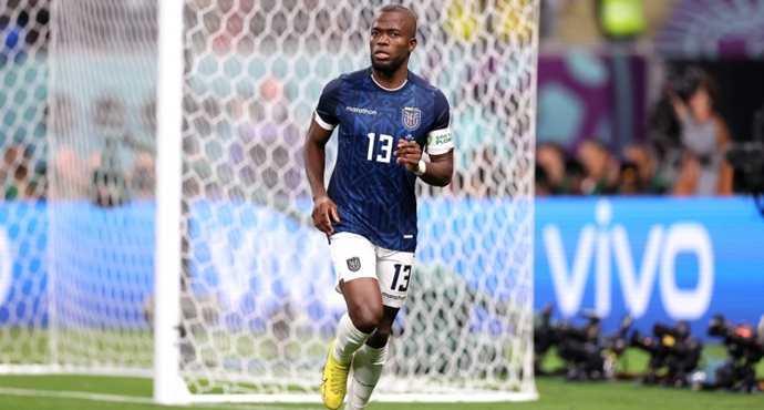 พลาดโอกาสทอง! วาเลนเซียเป็นผู้เล่นแรกของ เอกวาดอร์ ที่ยิงจุดโทษพลาด 2 ลูก