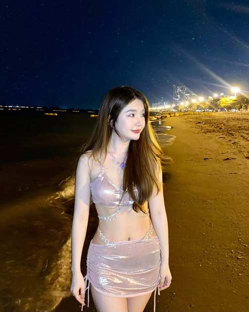 นาวลิ้ม ญาตาวี ไอดอลสาวสุดน่ารัก ส่งภาพเซ็กซี่ ๆ ริมหาด เช็กเรตติ้ง !