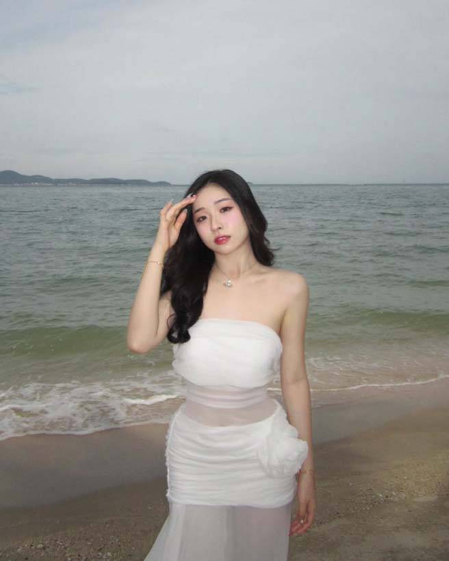 เฌอแตม พิมพ์ชนก ลูกสาวประธานทีมดังไทยลีก 2 สวยน่ารักชวนตกหลุมรักจริง ๆ