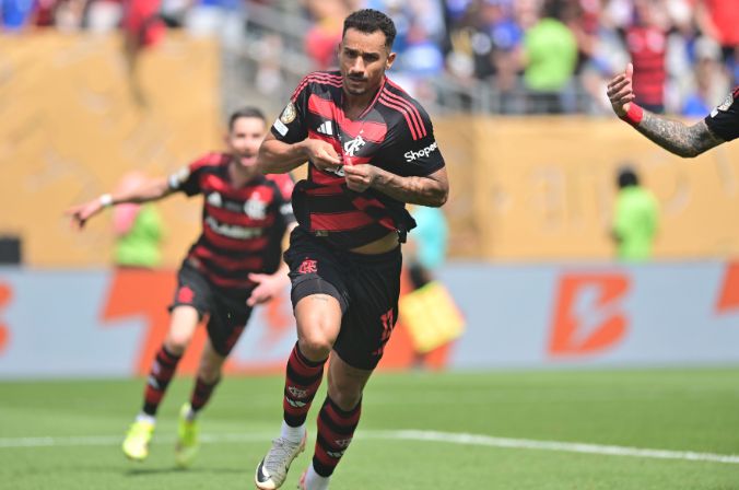 Danilo: PSG rất mạnh, nhưng Flamengo muốn đưa Cúp Liên châu về nhà