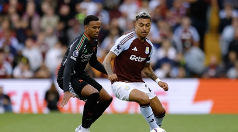 ซัตตัน วิเคราะห์ผลการแข่งขันศึก พรีเมียร์ลีก คู่หัวตาราง อาร์เซนอล เปิดบ้านรับมือ ไบรท์ตัน