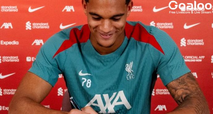 Quansah Commits to Liverpool Future with New Contract