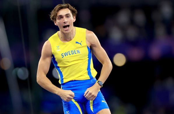 Duplantis: Cầu thủ Thụy Điển tôi yêu thích nhất là Jokeres; hồi nhỏ tôi cũng từng chơi ở vị trí tiền đạo