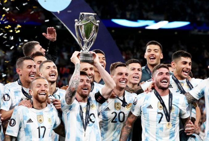 AS: UEFA và CONMEBOL sẽ quyết định địa điểm tổ chức Siêu cúp Âu - Mỹ trong vòng 48 giờ, thời gian thi đấu không thay đổi