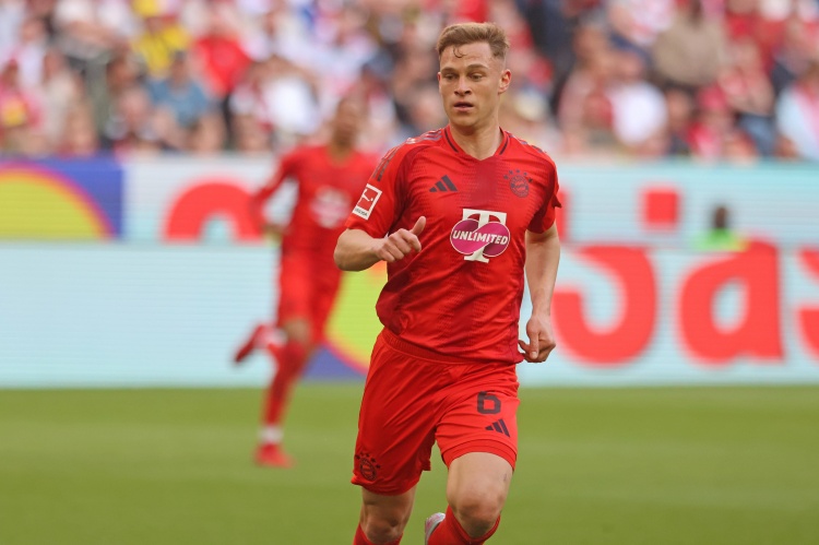 Kickers: Kimmich sẽ vắng mặt trong buổi tập đầu tiên của Bayern trong năm mới do chấn thương mắt cá chân chưa hoàn toàn bình phục