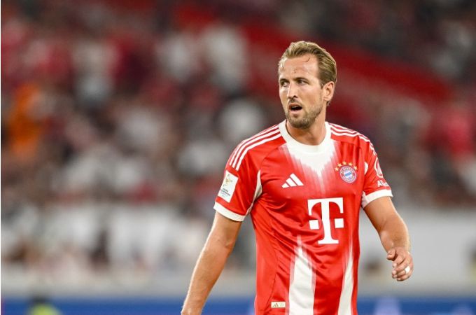 Hamann: Ưu tiên Champions League, Kane khó phá kỷ lục 41 bàn của Lewandowski