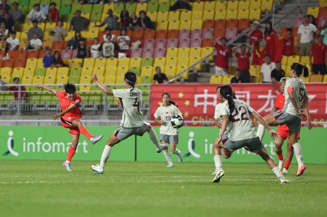 한국, 동아시안컵 1차전서 중국과 2:2 무승부... 지소연 극장 동점골