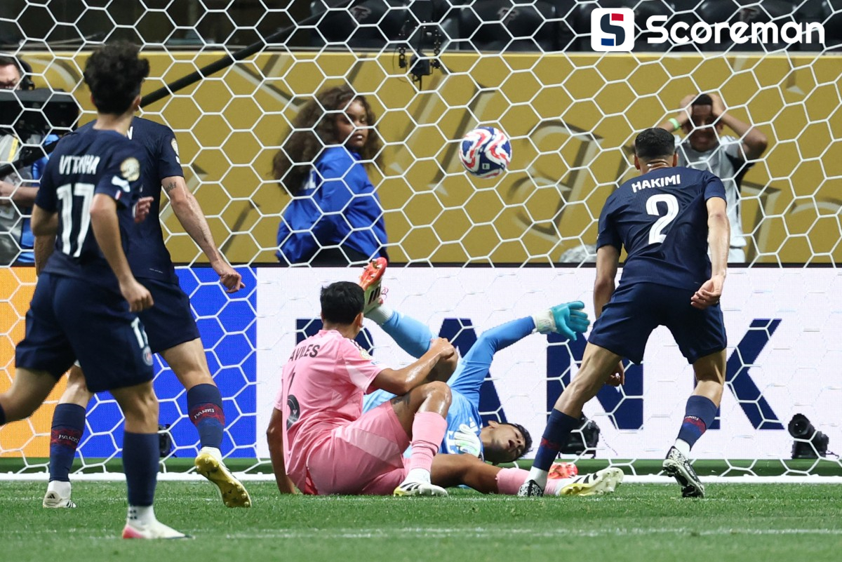 PSG, 인터 마이애미 4-0 대승으로 8강 진출... 네베스 '멀티골'