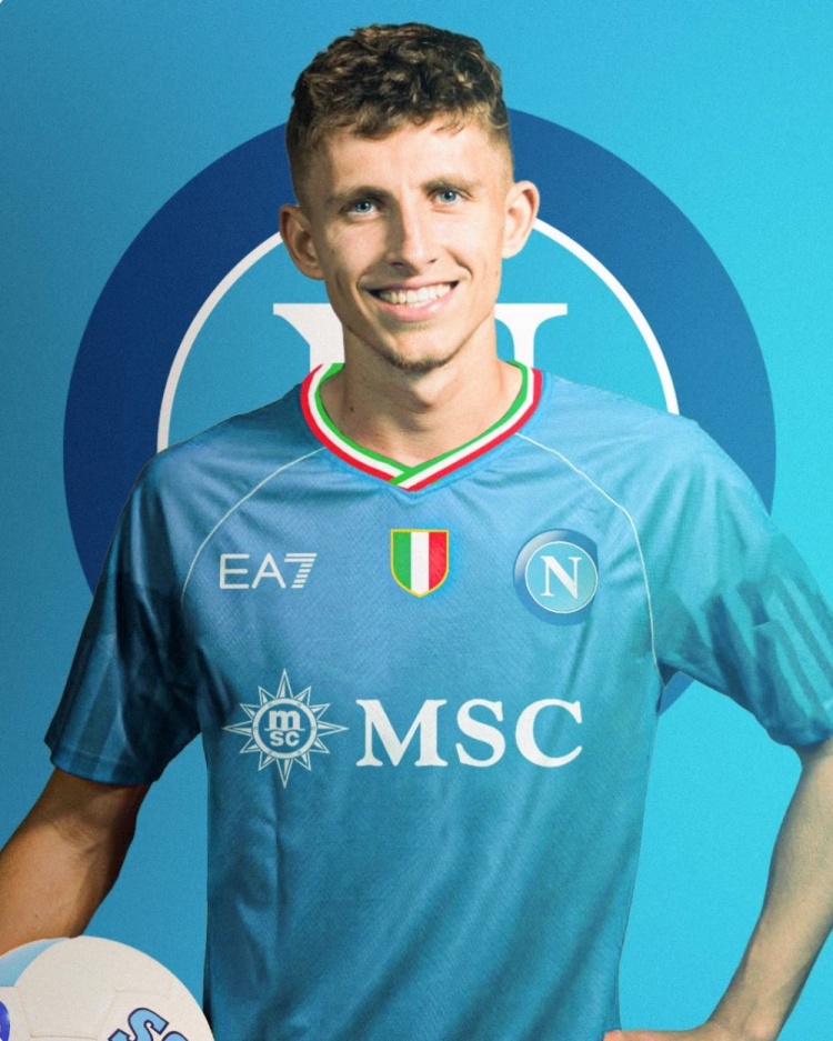 ลินด์สตรอม:ลิเวอร์พูลก็อยากเซ็นสัญญากับผมเหมือนกัน แต่ผมต้องการเวลาลงเล่น เนเปิลส์คือตัวเลือกที่ชาญฉลาด