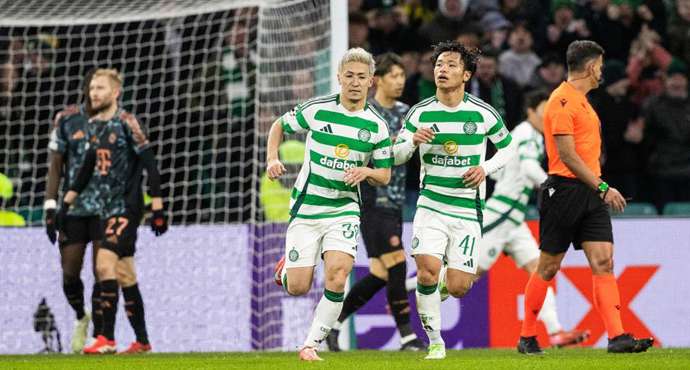 ยูฟ่าแชมเปียนส์ลีก: บาเยิร์นเฉือนเซลติก 2-1