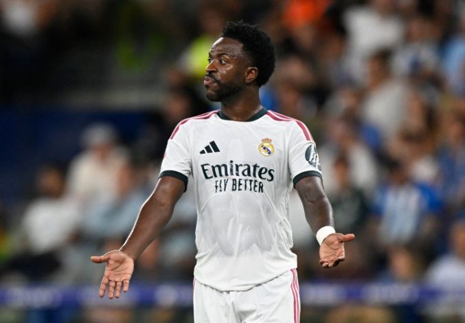 AS: Vinicius chơi quá tệ trong phần còn lại của trận đấu, Mourinho có thể để cậu ấy trên băng ghế dự bị